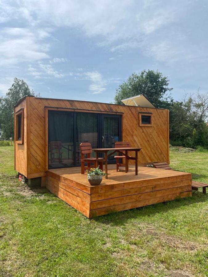 Obytny Kontejner Cabin Stars Zator Экстерьер фото